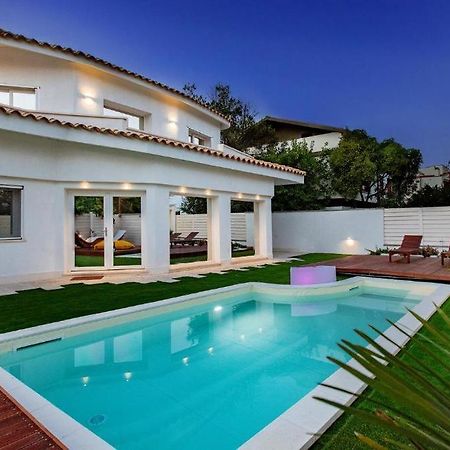 B&B La Porta Sulla Spiaggia Куарту-Сант'Елена Екстер'єр фото